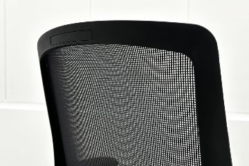 オカムラ フィノラチェア 中古 2025年製 Finora メッシュ 中古オフィス家具 可動肘 C787MR F1H2 ミディアムグレーの画像