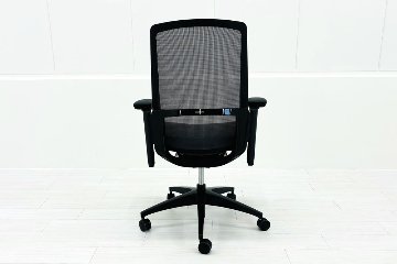 オカムラ フィノラチェア 中古 2025年製 Finora メッシュ 中古オフィス家具 可動肘 C787MR F1H2 ミディアムグレーの画像