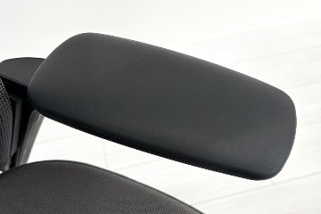 オカムラ フィノラチェア 中古 2024年製 Finora メッシュ 中古オフィス家具 可動肘 C787MR F1H2 ミディアムグレーの画像