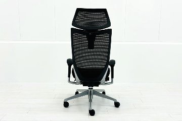 バロンチェア 中古 2015年製 オカムラ エクストラハイバック メッシュ 可動肘 高機能チェア 中古オフィス家具 可動ヘッドレスト ブラックの画像