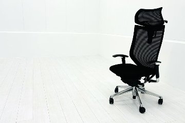 バロンチェア 中古 オカムラ エクストラハイバック 座クッション 可動肘 高機能チェア 中古オフィス家具 可動ヘッドレスト ブラックの画像