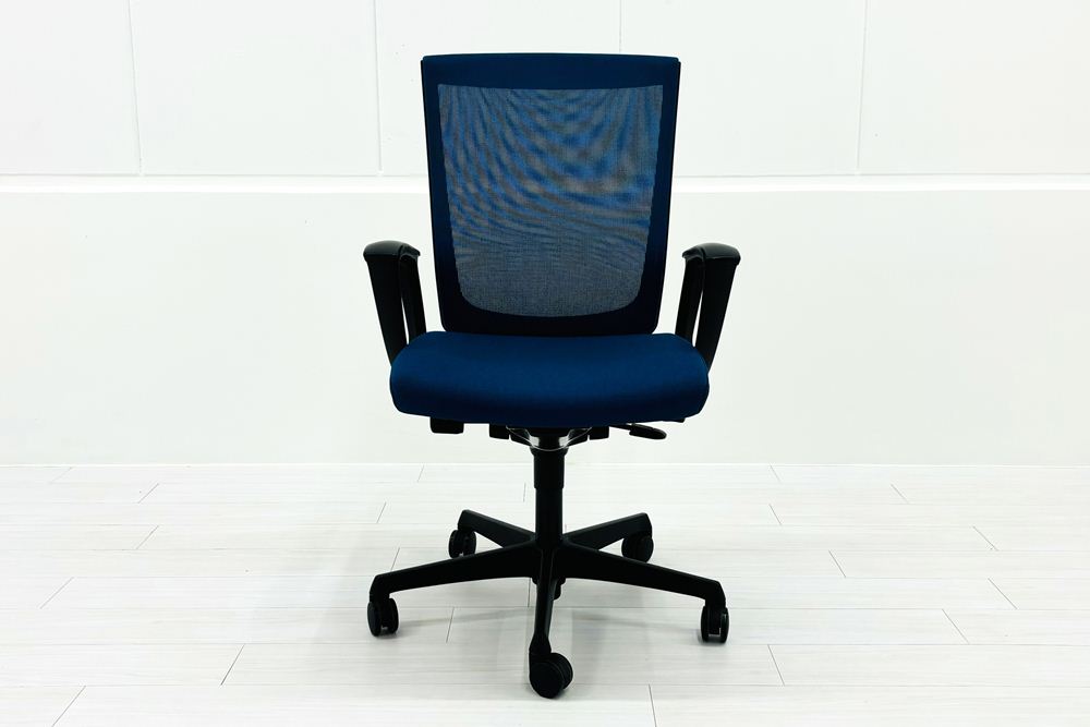 エスクードチェア オカムラ 中古 ESCUDO(エスクード)シリーズ 中古オフィス家具 OKAMURA 固定肘 ハイバック ターコイズブルーの画像