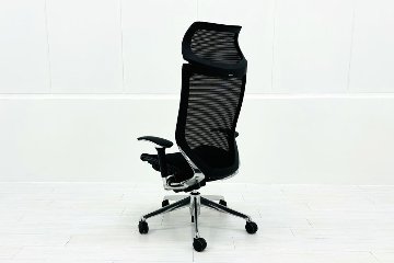 【ポリッシュ脚ピカピカ磨き有！】オカムラ バロンチェア 中古 2019年製 Baron エクストラハイバック 可動肘 中古オフィス家具 固定ヘッドレスト ブラックの画像