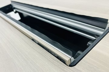 オカムラ プリシード 中古 大型会議テーブル 幅3200 ミーティングテーブル 中古オフィス家具 3200/1000/720の画像