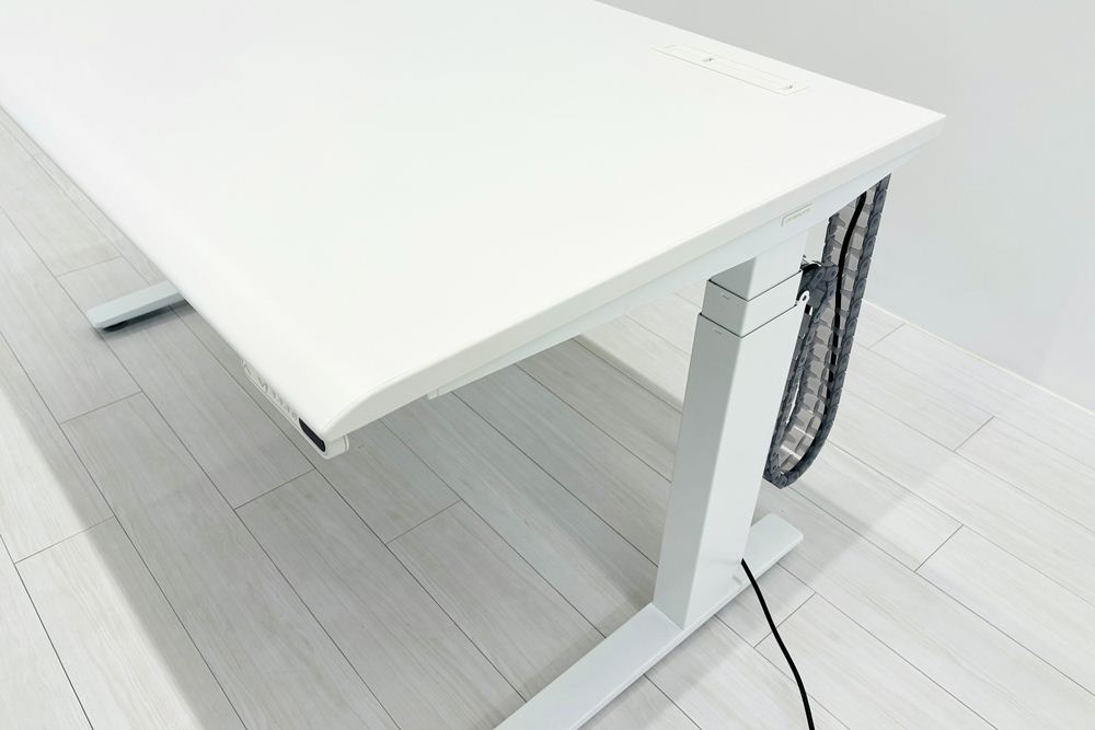 オカムラ 電動昇降デスク スイフト 1350 | 中古オフィス家具専門店の