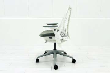 【未開封未使用品】 ハーマンミラー セイルチェア ミドルバック 中古 Herman Miller SAYL Chair 中古オフィス家具 フルアジャスタブルアーム ランバーサポート フェザーグレーの画像