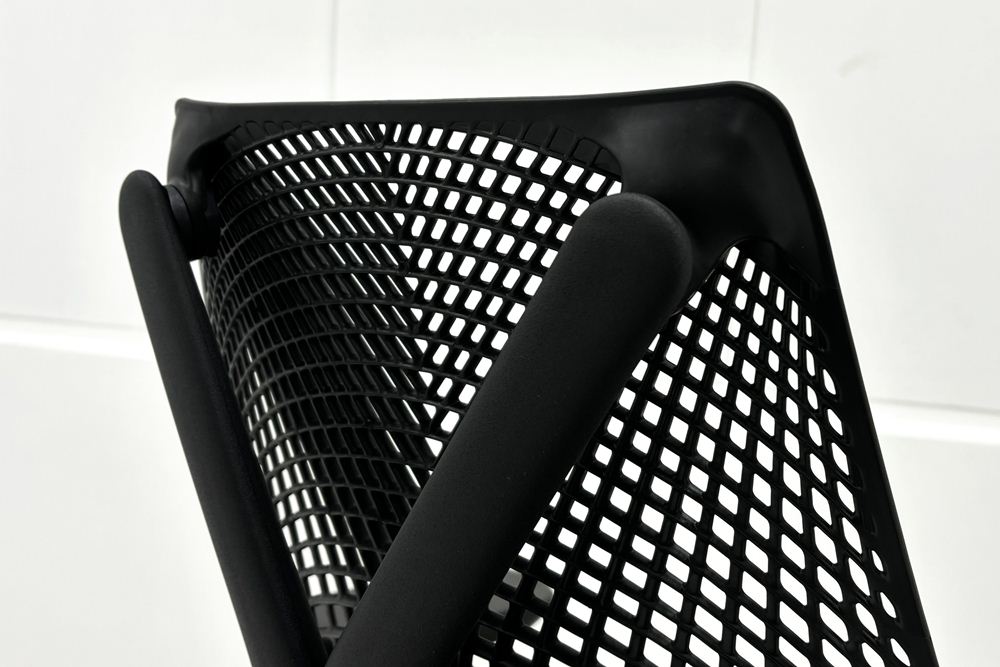 【未開封未使用品】 ハーマンミラー セイルチェア ミドルバック 中古 Herman Miller SAYL Chair 中古オフィス家具 フルアジャスタブルアーム ランバーサポート ローデンの画像