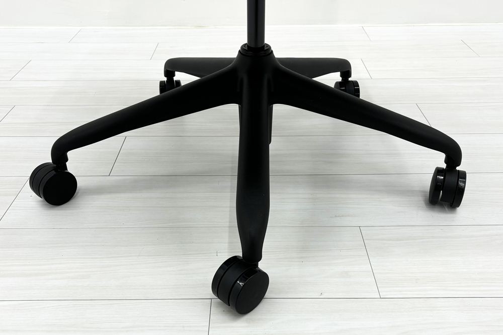 【未開封未使用品】 ハーマンミラー セイルチェア ミドルバック 中古 Herman Miller SAYL Chair 中古オフィス家具 フルアジャスタブルアーム ランバーサポート ローデンの画像