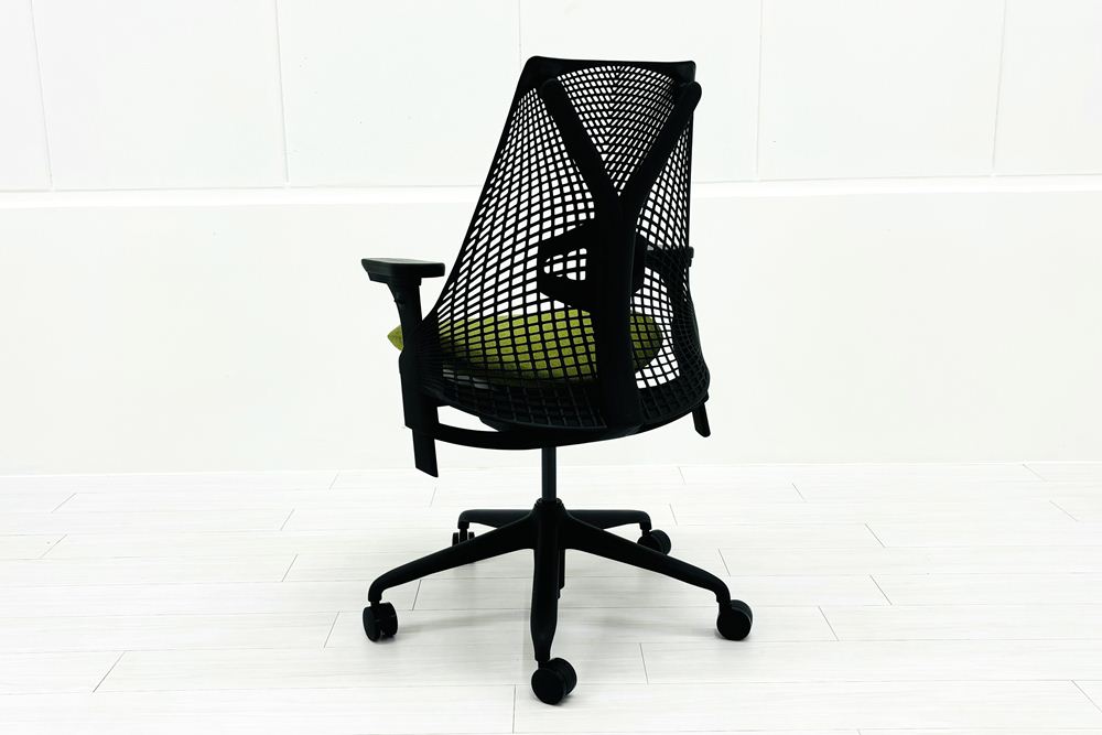 【未開封未使用品】 ハーマンミラー セイルチェア ミドルバック 中古 Herman Miller SAYL Chair 中古オフィス家具 フルアジャスタブルアーム ランバーサポート ローデンの画像