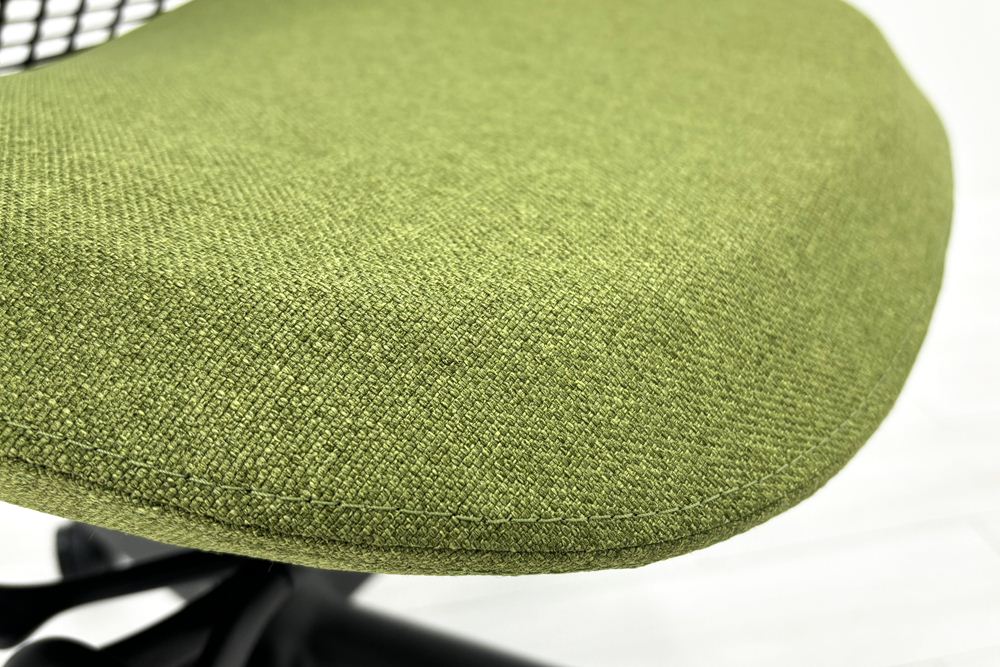 【未開封未使用品】 ハーマンミラー セイルチェア ミドルバック 中古 Herman Miller SAYL Chair 中古オフィス家具 フルアジャスタブルアーム ランバーサポート ローデンの画像