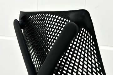 【未開封未使用品】 ハーマンミラー セイルチェア ミドルバック 中古 Herman Miller SAYL Chair 中古オフィス家具 フルアジャスタブルアーム ランバーサポート ローデンの画像