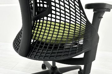 【未開封未使用品】 ハーマンミラー セイルチェア ミドルバック 中古 Herman Miller SAYL Chair 中古オフィス家具 フルアジャスタブルアーム ランバーサポート ローデンの画像