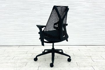 【未開封未使用品】 ハーマンミラー セイルチェア ミドルバック 中古 Herman Miller 中古オフィス家具 フルアジャスタブルアーム ランバーサポート ブラックの画像