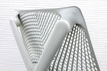 【未開封未使用品】 ハーマンミラー セイルチェア ミドルバック 中古 Herman Miller 中古オフィス家具 フルアジャスタブルアーム ランバーサポート グレーの画像