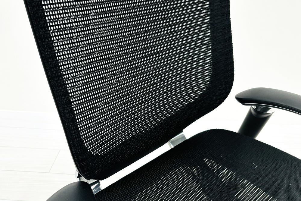 オカムラ バロンチェア 中古 2017年製 Baron エクストラハイバック 可動肘 中古オフィス家具 固定ヘッドレスト ブラックの画像