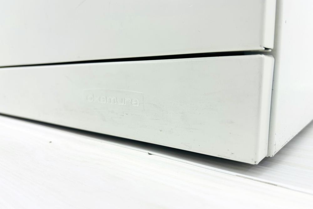 オカムラ レクトライン 中古 3段ラテラル書庫 収納家具 キャビネット スチール書庫 中古オフィス家具 シリンダー錠 800/450/1120 ホワイトの画像