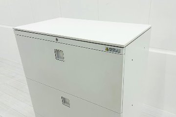 オカムラ レクトライン 中古 3段ラテラル書庫 収納家具 キャビネット スチール書庫 中古オフィス家具 シリンダー錠 800/450/1120 ホワイトの画像