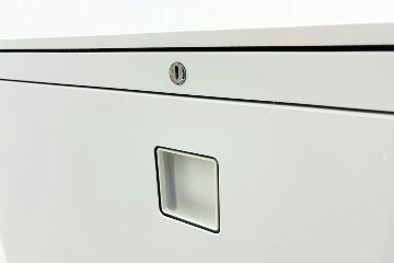 オカムラ レクトライン 中古 3段ラテラル書庫 収納家具 キャビネット スチール書庫 中古オフィス家具 シリンダー錠 800/450/1120 ホワイトの画像