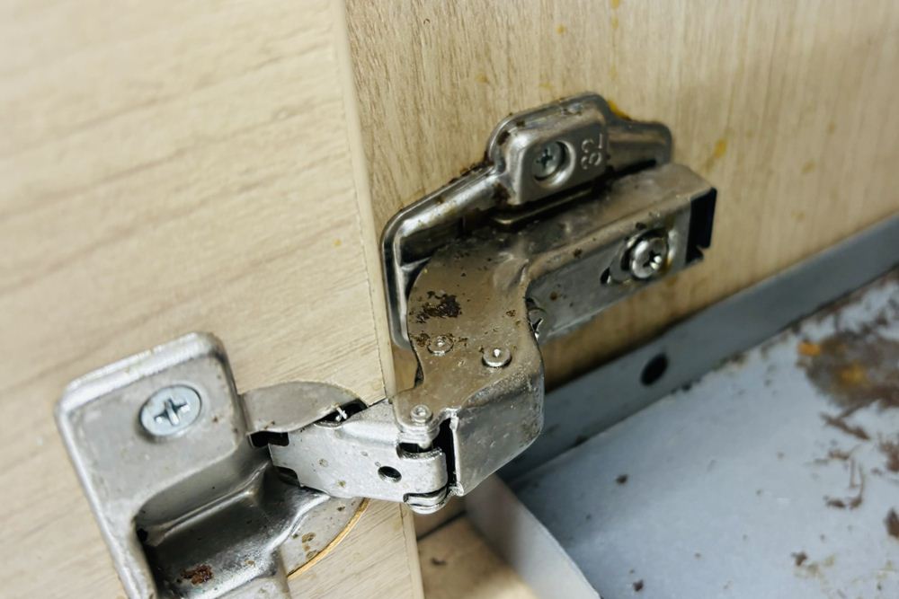 オカムラ トラッシュユニット ダストボックス 中古 キャスター付き ゴミ箱 ごみ箱 中古オフィス家具 メープル 1000/480/900の画像