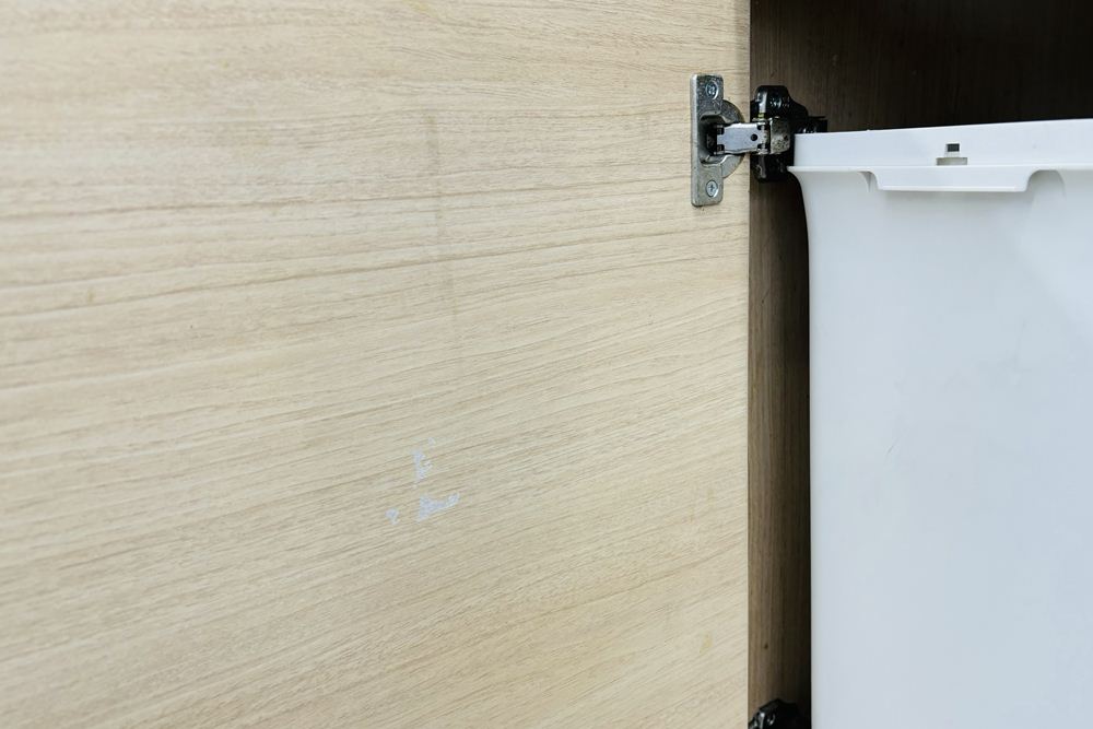 オカムラ トラッシュユニット ダストボックス 中古 キャスター付き ゴミ箱 ごみ箱 中古オフィス家具 メープル 1000/480/900の画像