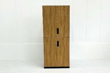 コクヨ エディア 中古キャビネット 両開き書庫 【上下セット】 収納家具 中古オフィス家具 900/450/2150の画像