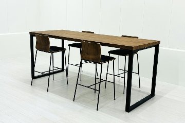 ミーティングスペース 【5点セット】 オカムラ アルトピアッツァ スイープチェア ハイテーブル ハイチェア 中古オフィス家具 2400/900/1000の画像