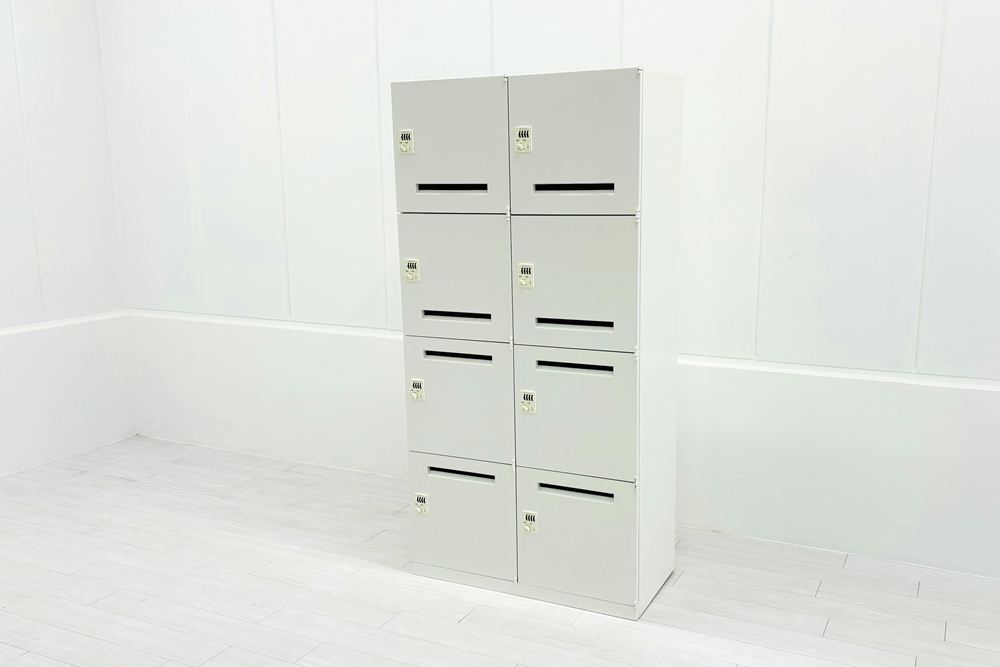 8人用ロッカー スチールロッカー 中古 オカムラ メールボックス 収納家具 中古オフィス家具 900/450/1810 ダイヤル錠の画像