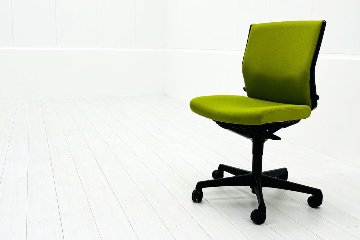 エスクードチェア オカムラ 中古 ローバック 肘無 事務椅子 オフィスチェア 中古オフィス家具 イエローグリーンの画像