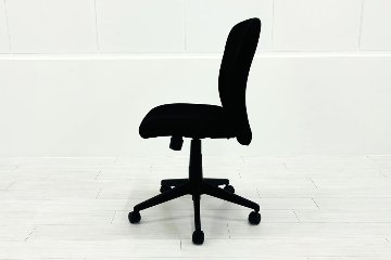 オフィスチェア 肘無 中古 中古チェア 中古オフィス家具 事務椅子 ブラックの画像