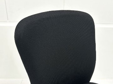 オフィスチェア 肘無 中古 中古チェア 中古オフィス家具 事務椅子 ブラックの画像