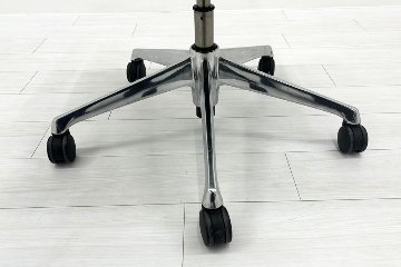 オカムラ バロンチェア 中古 OKAMURA Baron 可動肘 ハイバック 中古オフィス家具 ライトグレーの画像