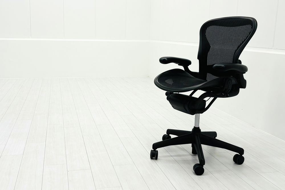 アーロンチェア Aサイズ 中古 フル装備 ハーマンミラー Herman miller Aeron Chair 中古オフィス家具 肘ダイヤル ランバーサポート付 シリンダー交換済の画像