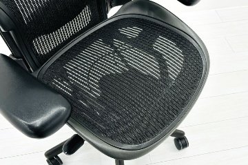 アーロンチェア Aサイズ 中古 フル装備 ハーマンミラー Herman miller Aeron Chair 中古オフィス家具 肘ダイヤル ランバーサポート付 シリンダー交換済の画像