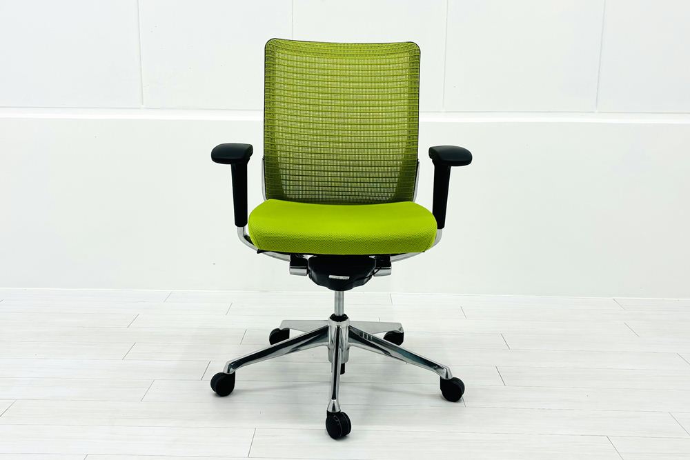 コーラルチェア ミドルバック オカムラ 中古 背メッシュ 可動肘 中古オフィス家具 中古チェア ライムグリーンの画像