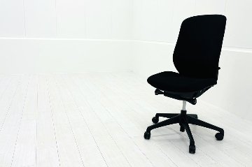 オカムラ シルフィーチェア 中古 ハイバック 肘無 OKAMURA Sylphy クッション 中古オフィス家具 ブラックの画像