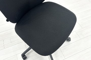 オカムラ シルフィーチェア 中古 ハイバック 肘無 OKAMURA Sylphy クッション 中古オフィス家具 ブラックの画像