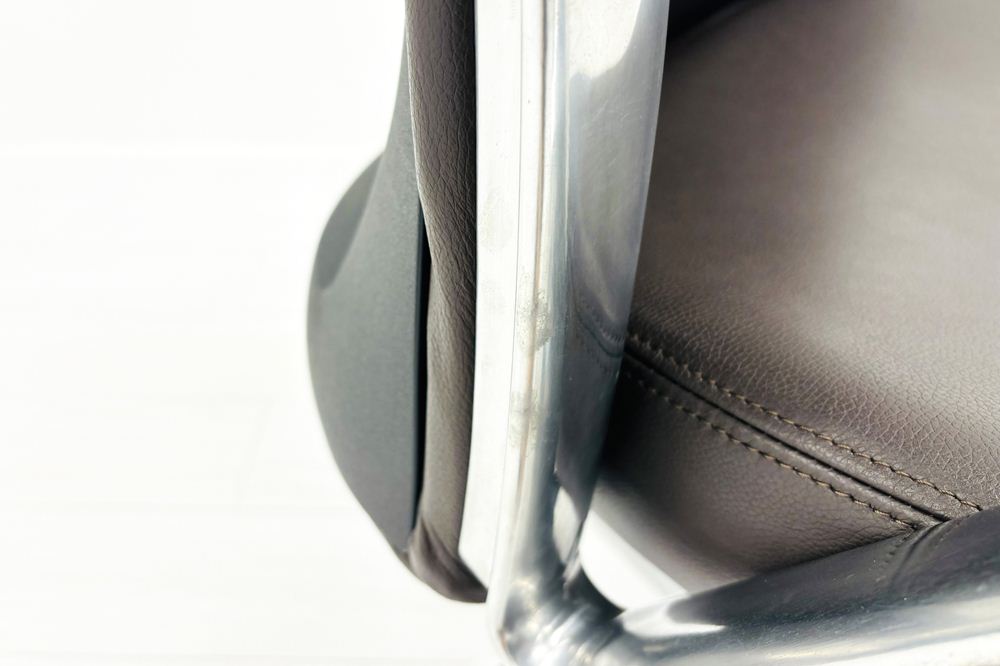 ノール Knoll ノル リミックスチェア 中古 2020年製 ハイバック アルミループ肘 アルミミラー脚 ブラウン レザーの画像