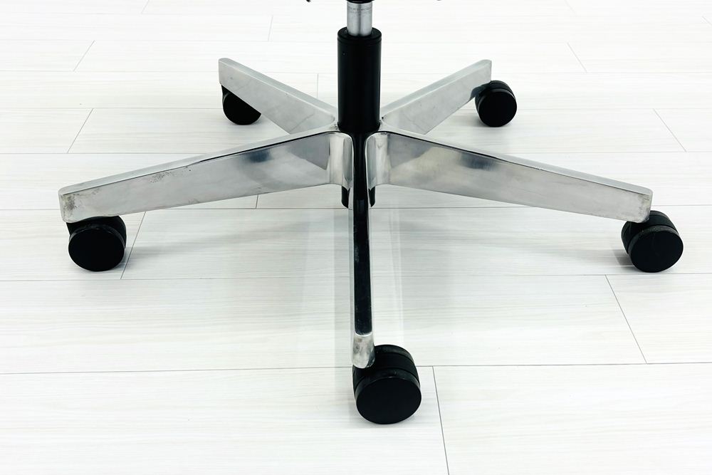 ノール Knoll ノル リミックスチェア 中古 2020年製 ハイバック アルミループ肘 アルミミラー脚 ブラウン レザーの画像