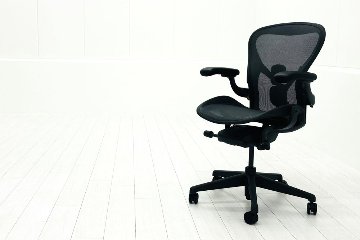 【展示品】 ハーマンミラー アーロンチェア リマスタード Bサイズ フル装備 中古 Herman Miller Aeron Chairs 中古オフィス家具 グラファイトの画像