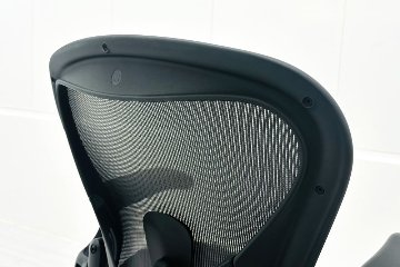 【展示品】 ハーマンミラー アーロンチェア リマスタード Bサイズ フル装備 中古 Herman Miller Aeron Chairs 中古オフィス家具 グラファイトの画像