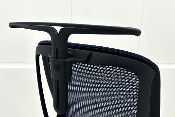 オカムラ シルフィーチェア 中古 2017年製 ハイバック 肘無 OKAMURA Sylphy 中古オフィス家具 ミディアムブルーの画像