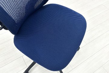オカムラ シルフィーチェア 中古 2017年製 ハイバック 肘無 OKAMURA Sylphy 中古オフィス家具 ミディアムブルーの画像