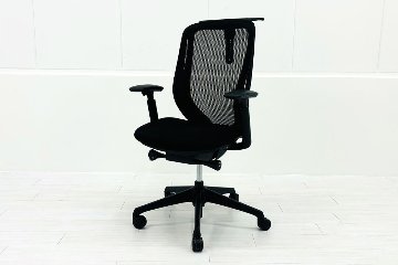 オカムラ シルフィーチェア 中古 2016年製 ハイバック 可動肘 OKAMURA Sylphy 中古オフィス家具 ブラックの画像