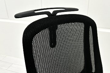 オカムラ シルフィーチェア 中古 2016年製 ハイバック 固定肘 OKAMURA Sylphy 中古オフィス家具 ブラックの画像