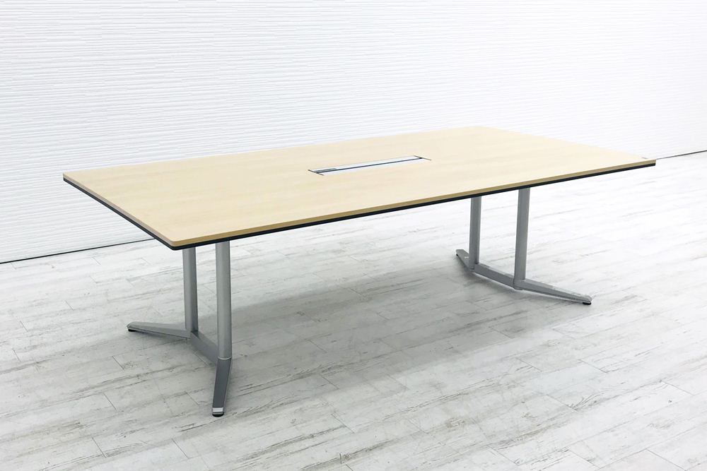 オカムラ ラティオ 幅2400 ミーティングテーブル 会議机 中古オフィス家具 ネオウッドライト 2400/1200/720の画像