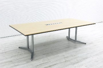 オカムラ ラティオ 幅2400 ミーティングテーブル 会議机 中古オフィス家具 ネオウッドライト 2400/1200/720の画像