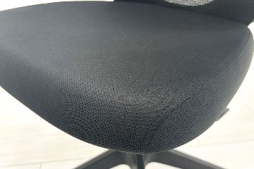 イトーキ ノートチェア 2021年製 中古 ハイバック ブラック 可動肘 アジャスタブル肘 ITOKI nort 中古オフィス家具の画像