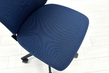 イトーキ フルゴチェア 中古 ITOKI fulgo 肘無 ローバック 事務椅子 中古オフィス家具 ネイビーブルーの画像