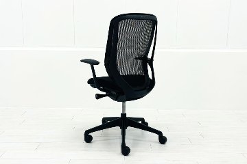 オカムラ シルフィーチェア 中古 ハイバック 固定肘 OKAMURA Sylphy 中古オフィス家具 ブラックの画像