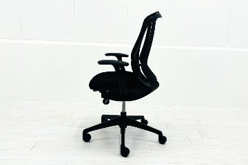 オカムラ シルフィーチェア 中古 ハイバック 固定肘 OKAMURA Sylphy 中古オフィス家具 ブラックの画像
